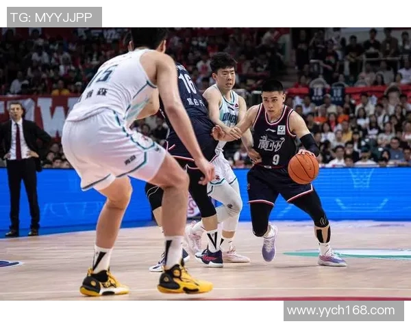 广州篮球队包夹战术分析与效果评估探讨