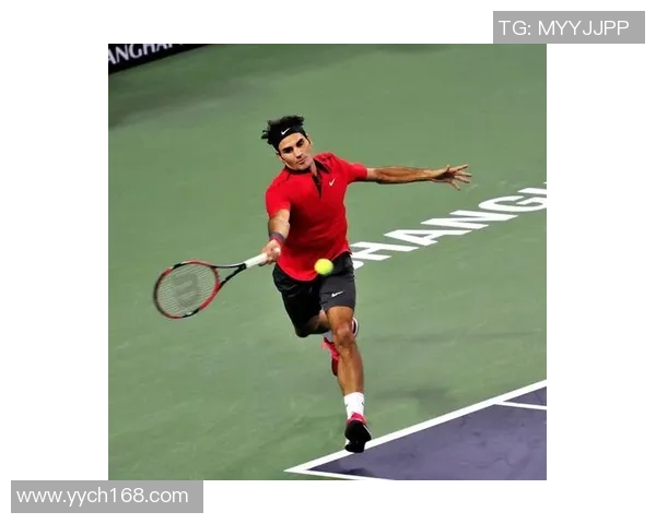 费德勒与西里奇巅峰对决经典网球赛事再度上演精彩瞬间 费德勒与西里奇巅峰对决经典网球赛事再度上演精彩瞬间