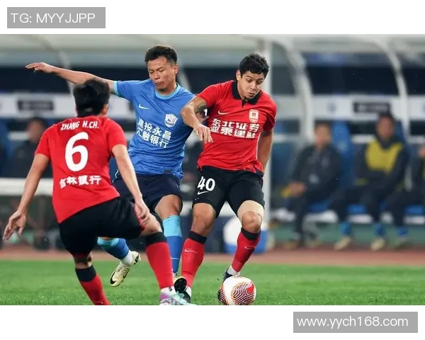 北全现代与上港的激烈对决展现中超联赛的魅力与竞争力