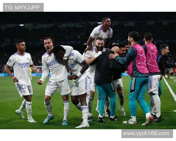 皇马逆转拜仁上演惊天绝杀本泽马加时赛力挽狂澜成英雄 皇马逆转拜仁上演惊天绝杀本泽马加时赛力挽狂澜成英雄