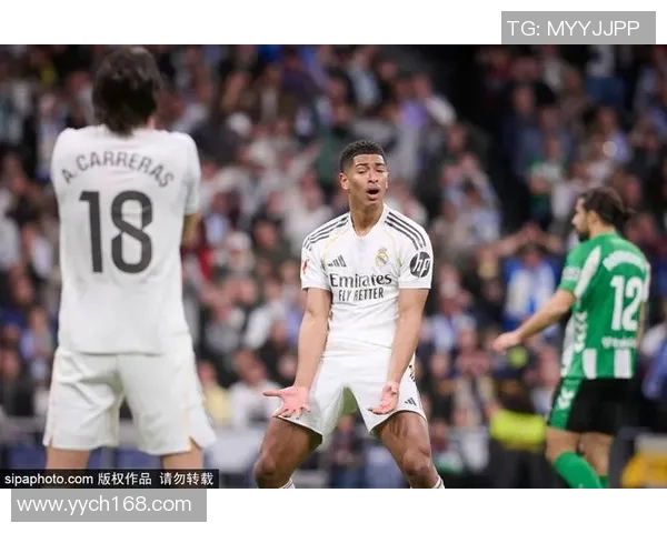 皇家马德里主场迎战伯纳乌球队全力争胜展现王者风范 皇家马德里主场迎战伯纳乌球队全力争胜展现王者风范