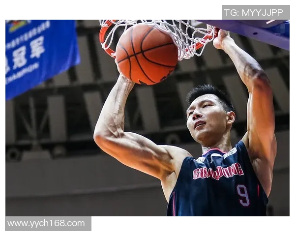 福冈黄蜂与长骑航海的激烈对决展现篮球魅力与团队精神