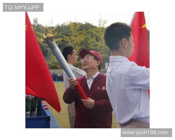 周鹏:从篮球场上的传奇到生活中的榜样,见证奋斗与坚持的力量 周鹏:从篮球场上的传奇到生活中的榜样,见证奋斗与坚持的力量