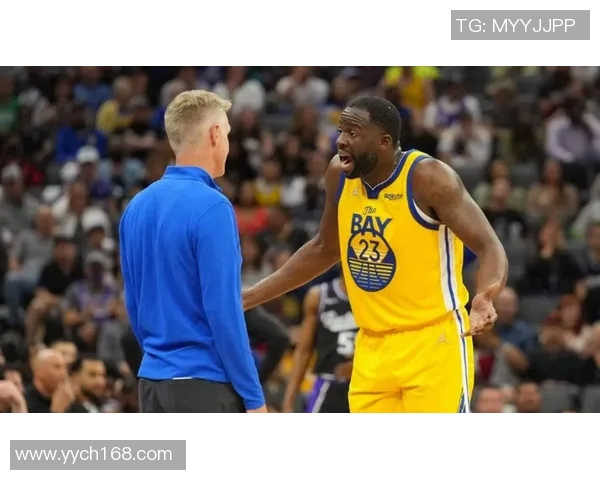 德雷蒙德格林:勇士队的防守核心与领导力象征 德雷蒙德格林:勇士队的防守核心与领导力象征